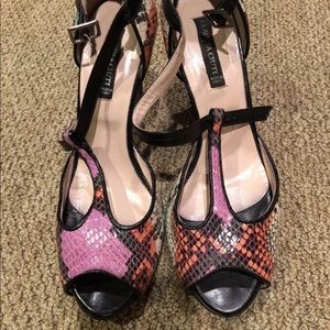 Multi-colored Claudia Ciuti size 7 open toe pumps